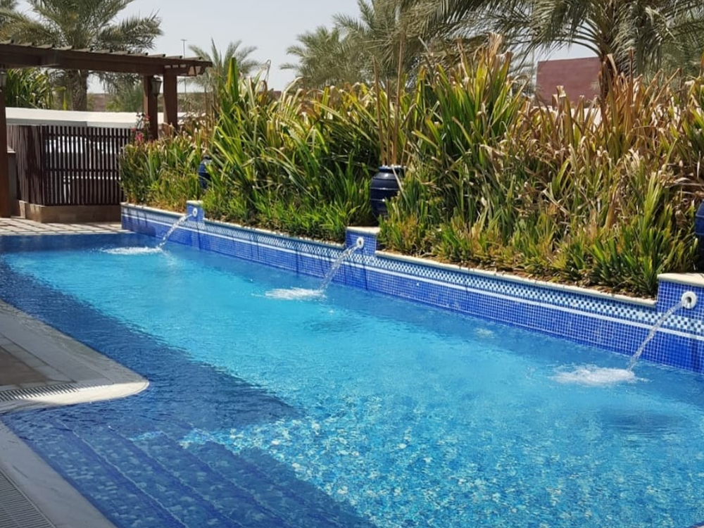 swimming-pool-maintenance-companies-in-Dubai