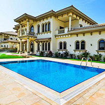 swimming pool cleaning company dubai